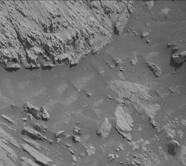 Sol 4171: Mast Camera (Mastcam)