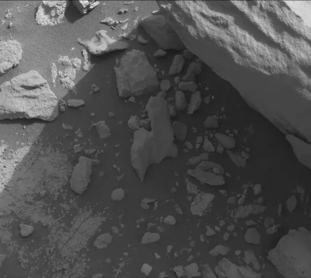 Sol 4171: Mast Camera (Mastcam)