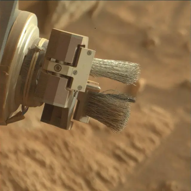 Sol 4173: Mast Camera (Mastcam)