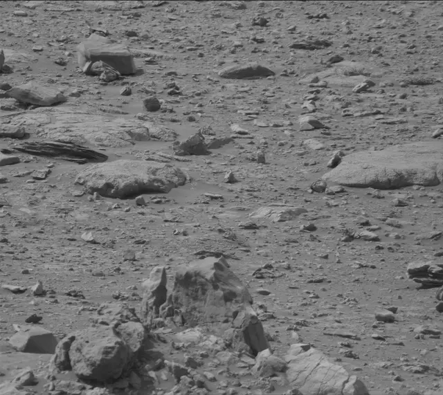 Sol 4174: Mast Camera (Mastcam)
