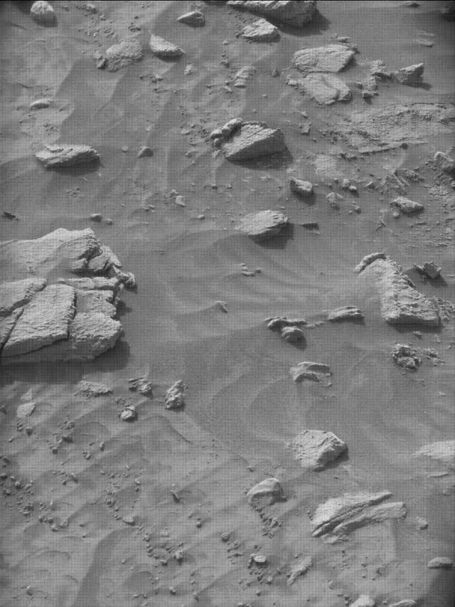 Sol 4175: Mast Camera (Mastcam)