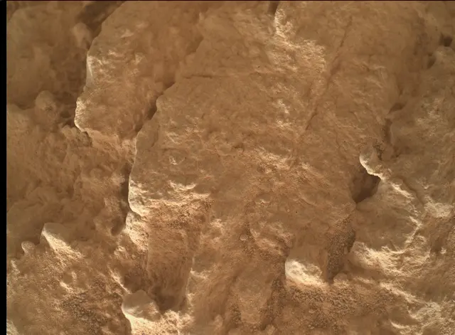 Sol 4175: Mars Hand Lens Imager (MAHLI)