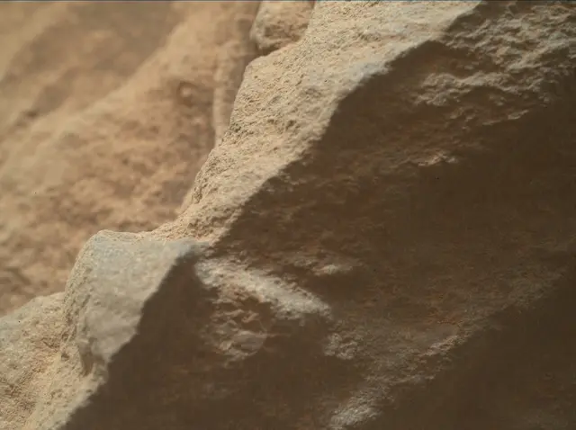Sol 4175: Mars Hand Lens Imager (MAHLI)