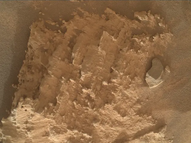 Sol 4175: Mars Hand Lens Imager (MAHLI)