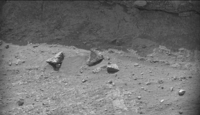 Sol 4176: Mast Camera (Mastcam)