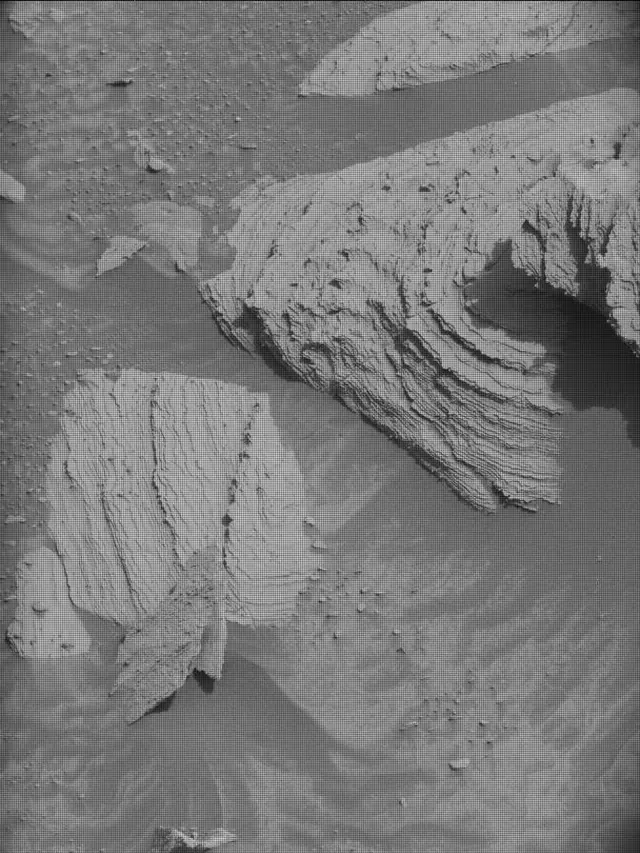 Sol 4176: Mast Camera (Mastcam)