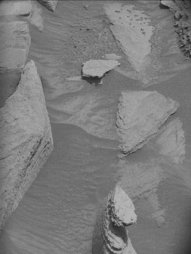 Sol 4176: Mast Camera (Mastcam)