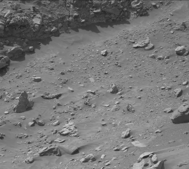 Sol 4176: Mast Camera (Mastcam)