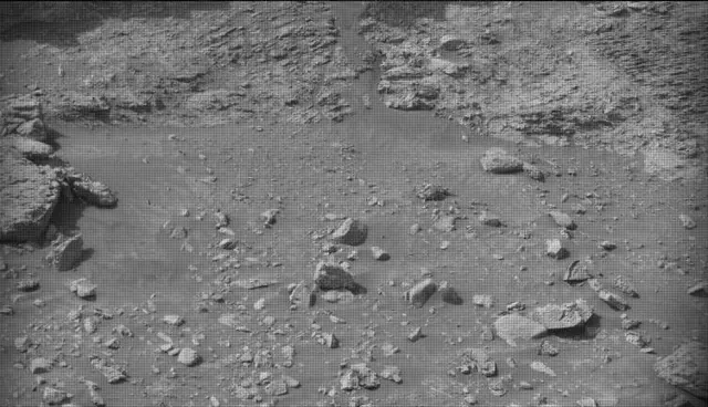 Sol 4178: Mast Camera (Mastcam)