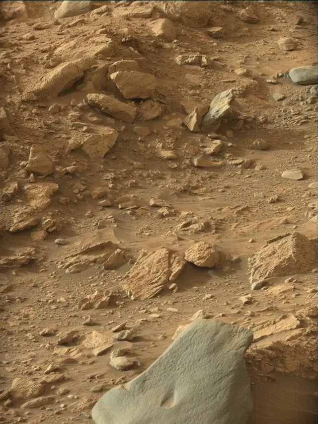 Sol 4180: Mast Camera (Mastcam)