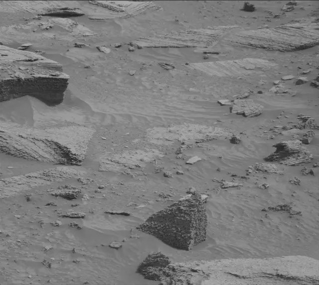 Sol 4180: Mast Camera (Mastcam)