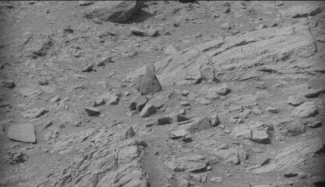 Sol 4182: Mast Camera (Mastcam)