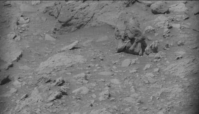 Sol 4182: Mast Camera (Mastcam)