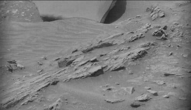 Sol 4182: Mast Camera (Mastcam)