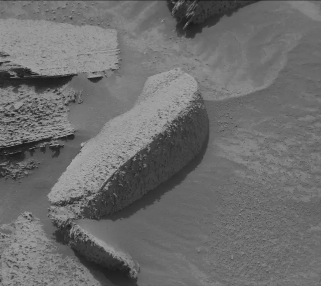 Sol 4182: Mast Camera (Mastcam)