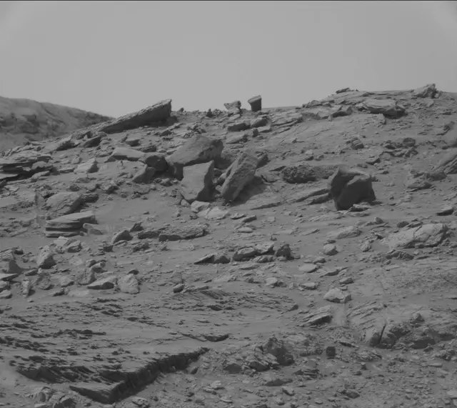 Sol 4182: Mast Camera (Mastcam)