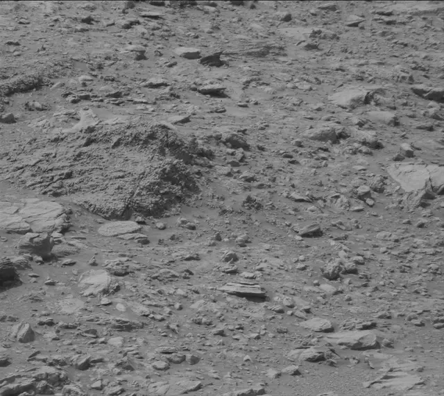Sol 4182: Mast Camera (Mastcam)
