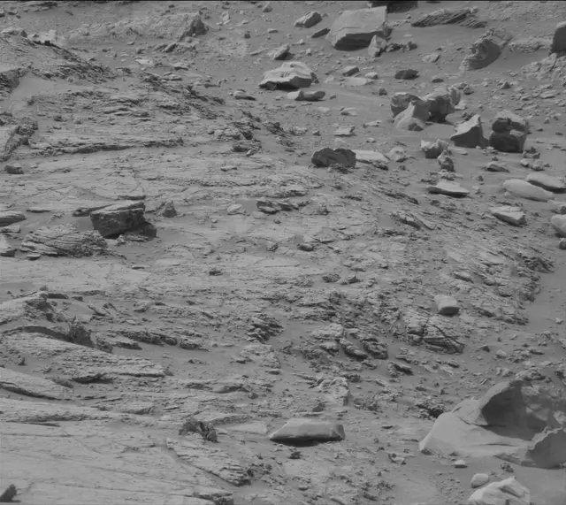 Sol 4182: Mast Camera (Mastcam)
