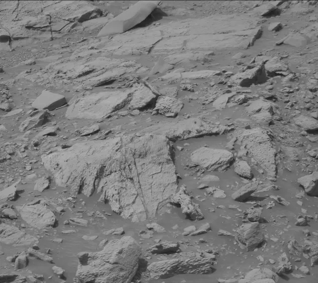 Sol 4182: Mast Camera (Mastcam)