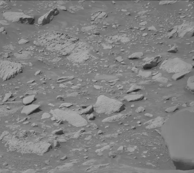 Sol 4182: Mast Camera (Mastcam)