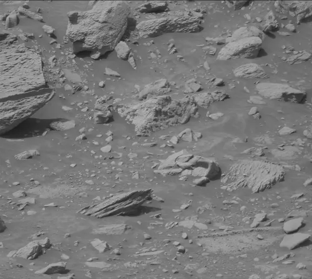 Sol 4182: Mast Camera (Mastcam)