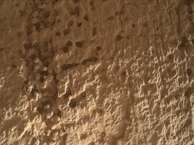 Sol 4182: Mars Hand Lens Imager (MAHLI)