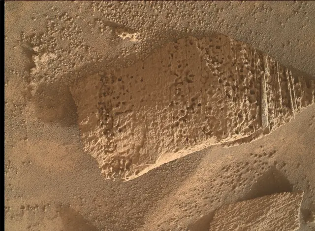 Sol 4182: Mars Hand Lens Imager (MAHLI)