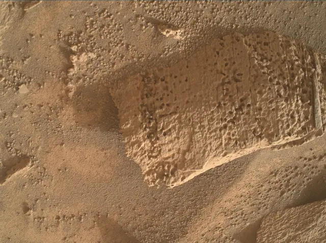 Sol 4182: Mars Hand Lens Imager (MAHLI)