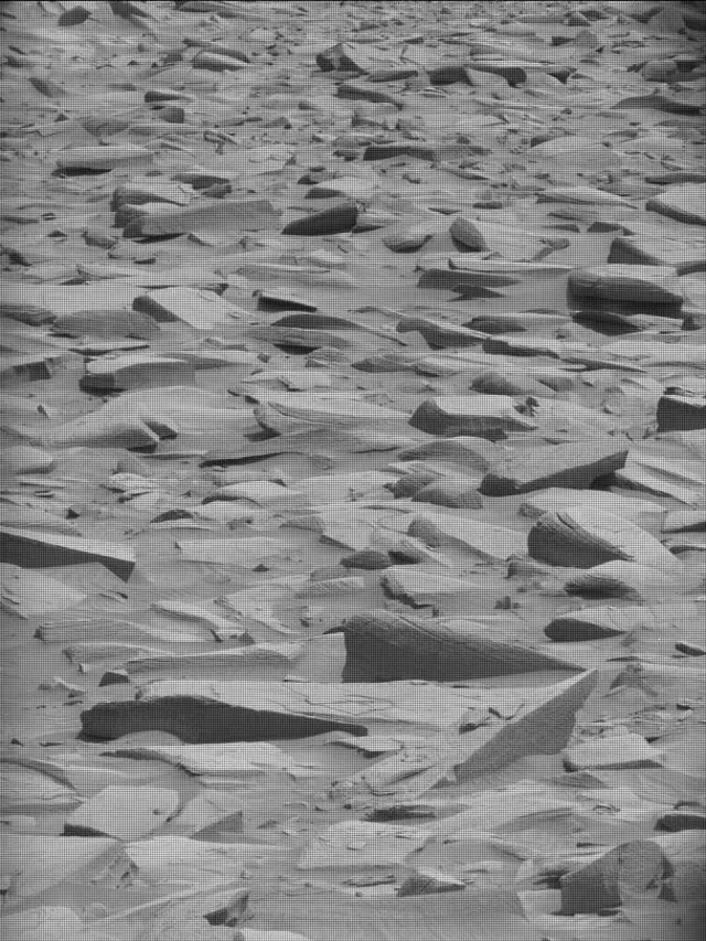 Sol 4183: Mast Camera (Mastcam)