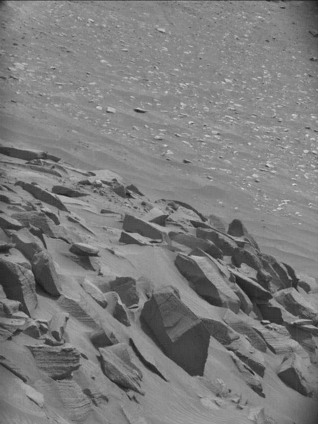 Sol 4183: Mast Camera (Mastcam)