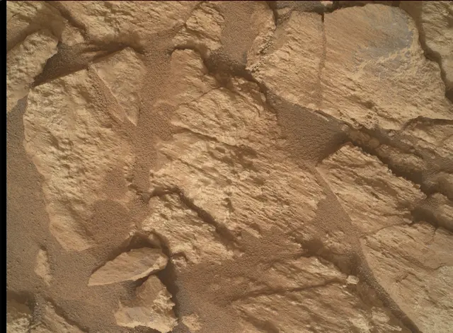 Sol 4184: Mars Hand Lens Imager (MAHLI)