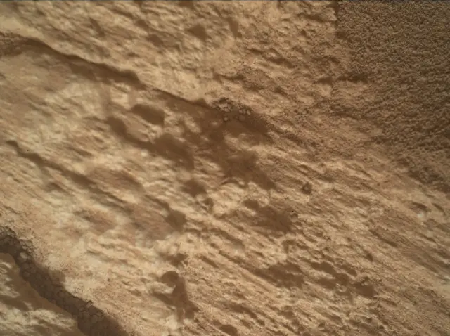Sol 4184: Mars Hand Lens Imager (MAHLI)