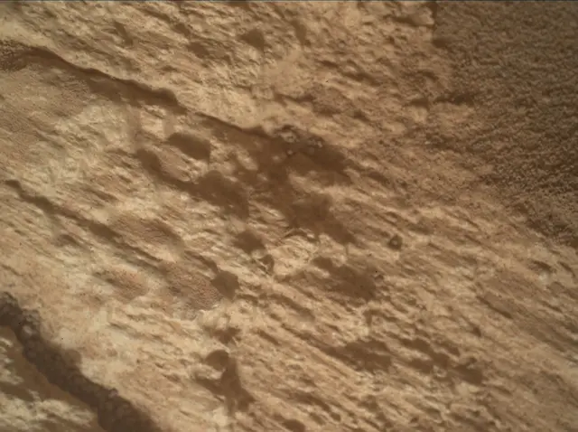 Sol 4184: Mars Hand Lens Imager (MAHLI)