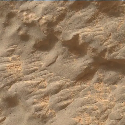 Sol 4184: Mars Hand Lens Imager (MAHLI)
