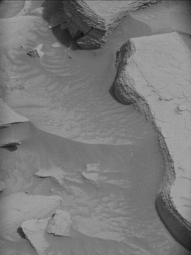 Sol 4185: Mast Camera (Mastcam)