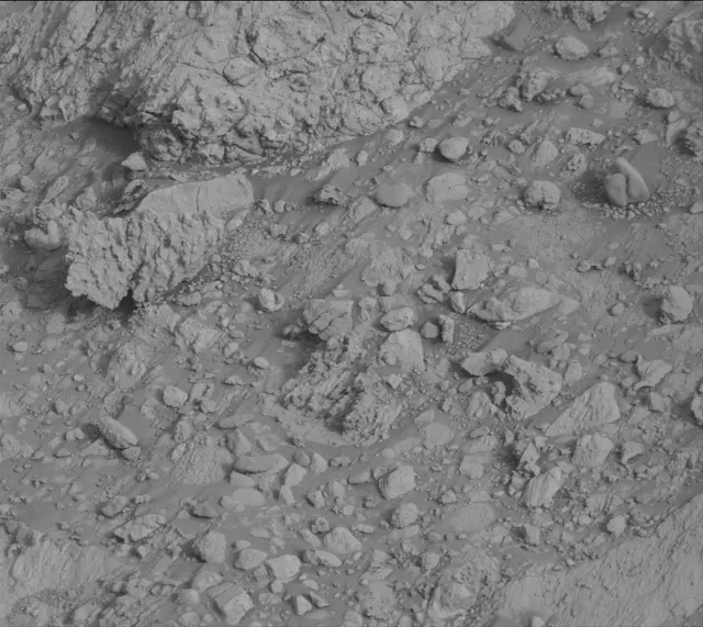 Sol 4185: Mast Camera (Mastcam)