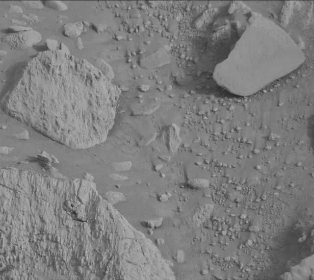 Sol 4185: Mast Camera (Mastcam)