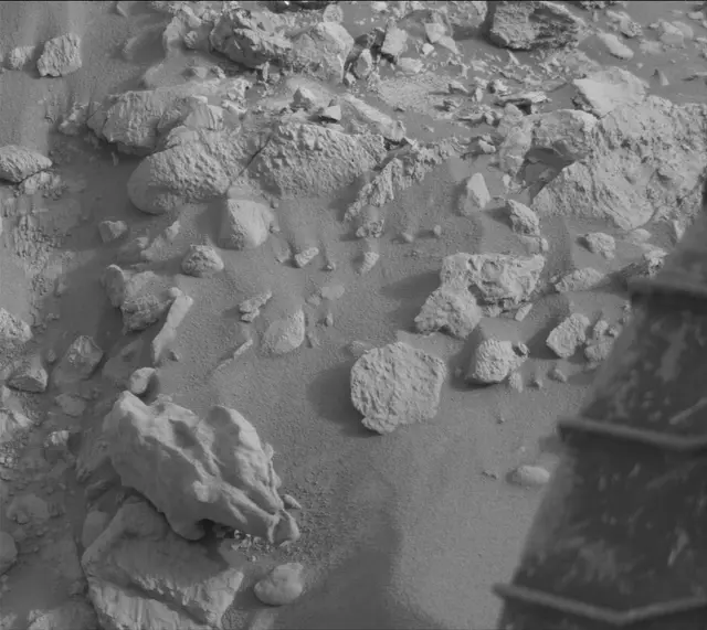 Sol 4185: Mast Camera (Mastcam)