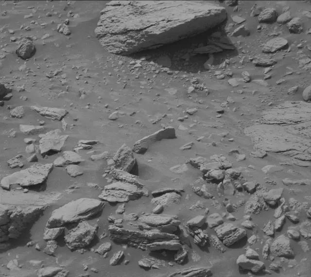 Sol 4185: Mast Camera (Mastcam)