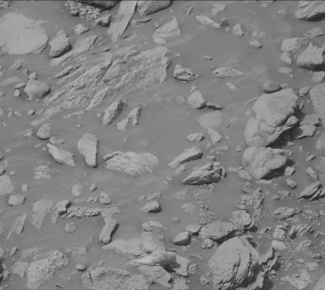 Sol 4185: Mast Camera (Mastcam)