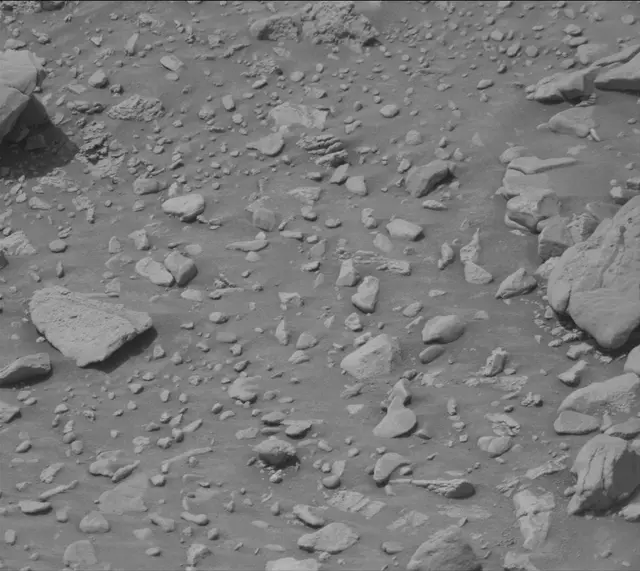 Sol 4185: Mast Camera (Mastcam)