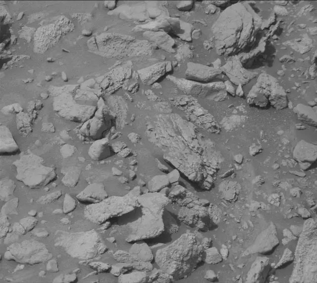 Sol 4185: Mast Camera (Mastcam)