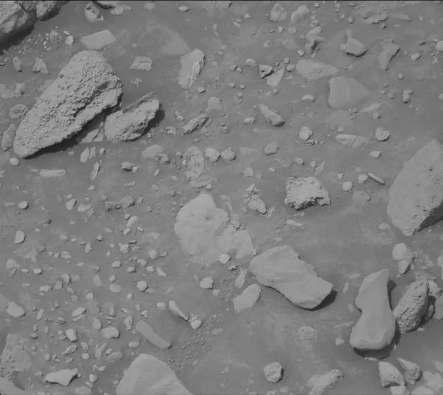 Sol 4185: Mast Camera (Mastcam)