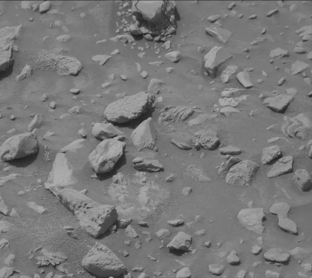 Sol 4185: Mast Camera (Mastcam)