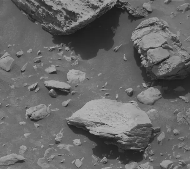 Sol 4185: Mast Camera (Mastcam)