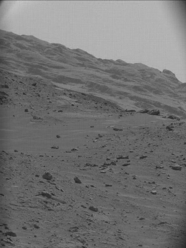 Sol 4186: Mast Camera (Mastcam)