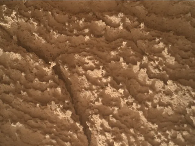 Sol 4186: Mars Hand Lens Imager (MAHLI)