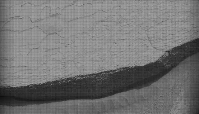 Sol 4187: Mast Camera (Mastcam)