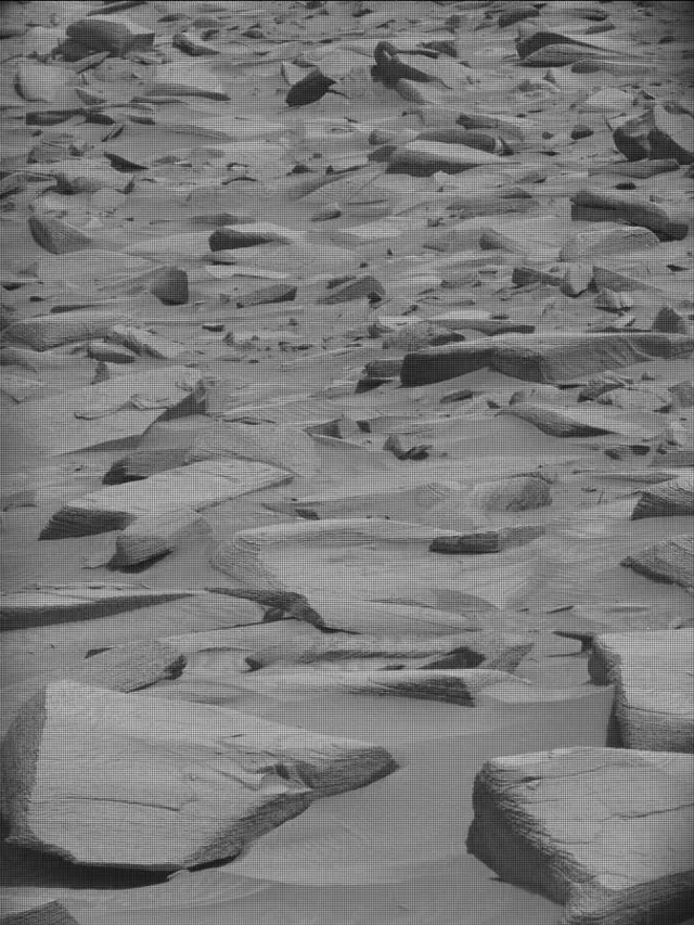 Sol 4187: Mast Camera (Mastcam)