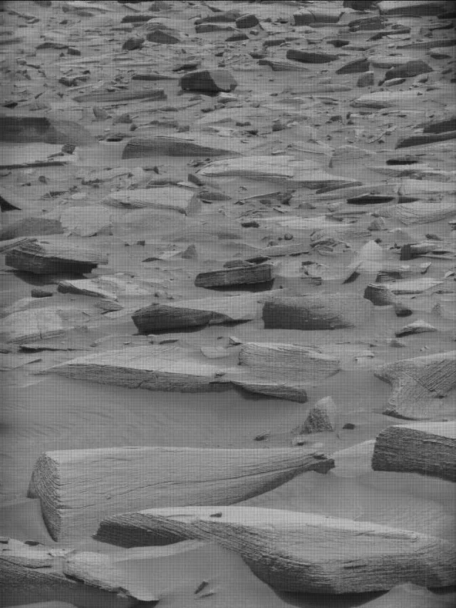 Sol 4187: Mast Camera (Mastcam)